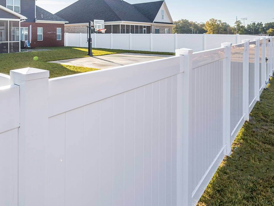 Vinyl Fence Contractor