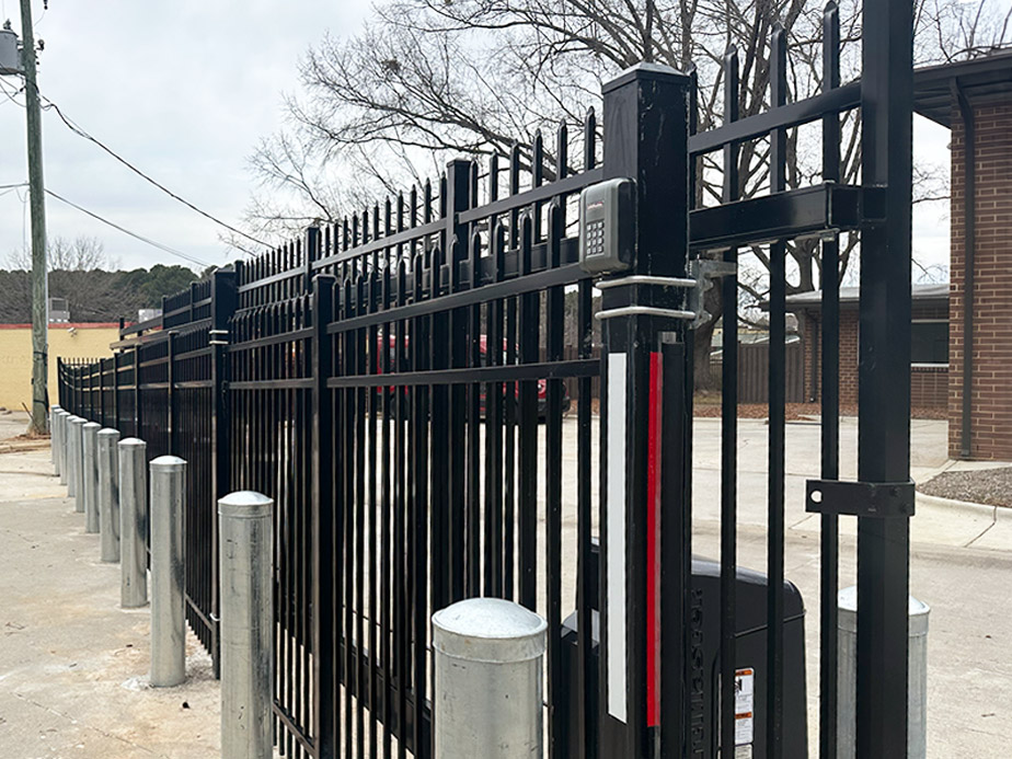 Commercial automated gate