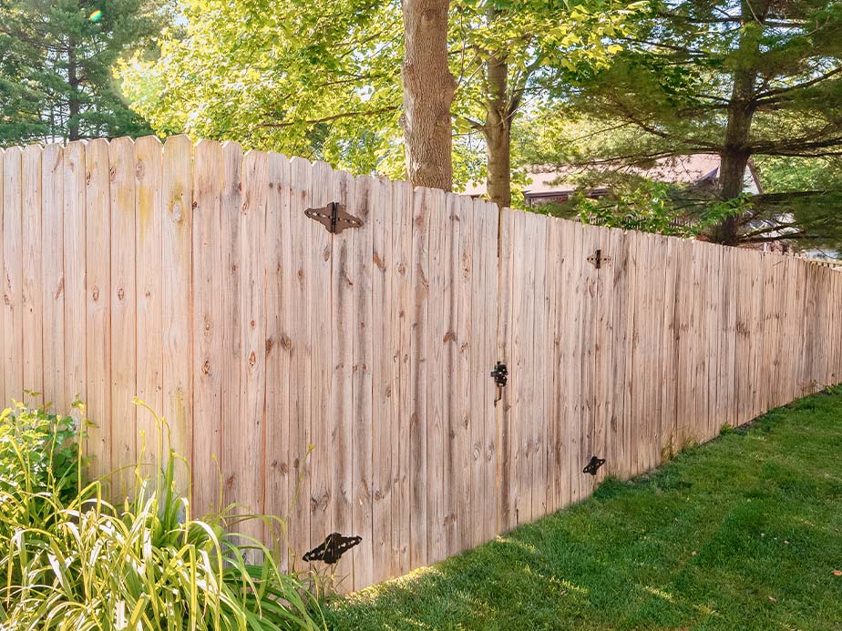 Fort Mill South Carolina wood privacy fencing